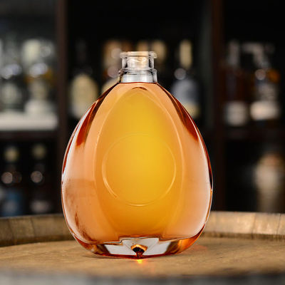 CORK Versleuteling Type Duidelijke brandy glasflessen voor whisky Bourbon Vodka 700ml 750ml