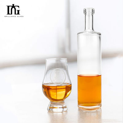 OEM/ODM Acceptabel 500 ml kristalwit glasfles Rechthoekig rond Plat schouderontwerp