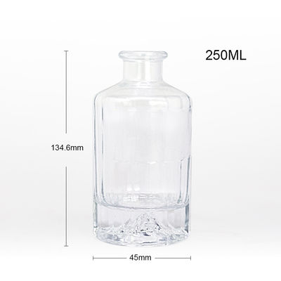 Aanvaardbare OEM/ODM drankflessen voor wodka, whisky, rum, gin, brandy in verschillende maten
