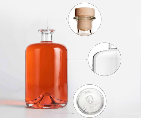 Glasfles voor gedistilleerde dranken met een aangepaste capaciteit Tequila Vodka Brandy Whisky Rum Gin Liquor 500ml/700ml/750ml