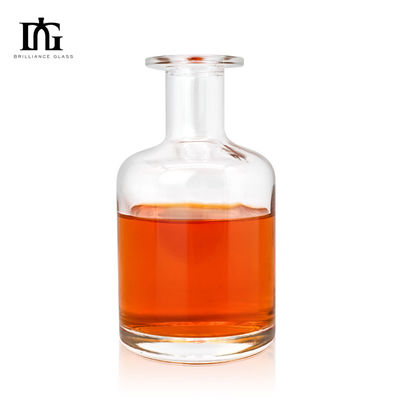 Glasfles voor gedistilleerde dranken met een aangepaste capaciteit Tequila Vodka Brandy Whisky Rum Gin Liquor 500ml/700ml/750ml