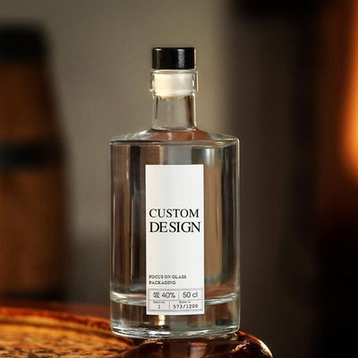 OEM/ODM Acceptabele glazen fles voor gedistilleerde dranken 500 ml 750 ml rum vodka whisky gin fles
