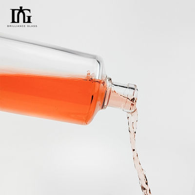 OEM/ODM Super Flint Material Glas Vodka Whisky Rum Spirits Fles met kurk schroefdeksel