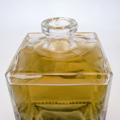 Gravering Custom 750ml Vierkante Glasfles voor Fruit Wine Whiskey Vodka Brandy Rum Gin