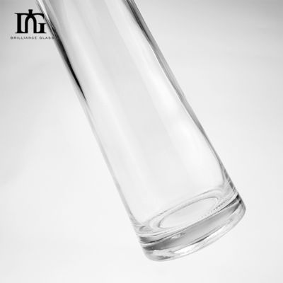 500 ml heldere gin vodka ijswijn glazen fles met kurk schroefdeksel en glas basis materiaal