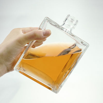 OEM/ODM Acceptabel Custom Square 750 ml glazen fles voor Whisky Vodka Brandy Rum Gin