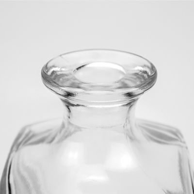 Kap Type Cork Schroef Beide 750ml Vierkant Glas Gin Whiskey Liquor Fles voor Apotheek