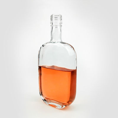 Warm stempelen 500 ml lege vierkante schouder glas vodka fles met schroefdop voor drank