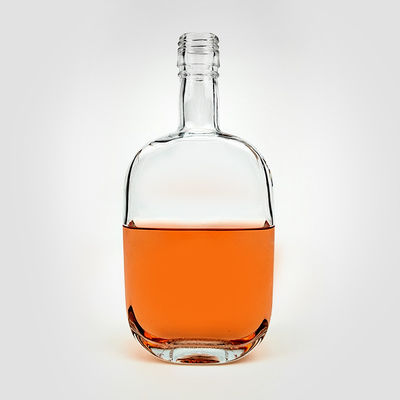 Warm stempelen 500 ml lege vierkante schouder glas vodka fles met schroefdop voor drank