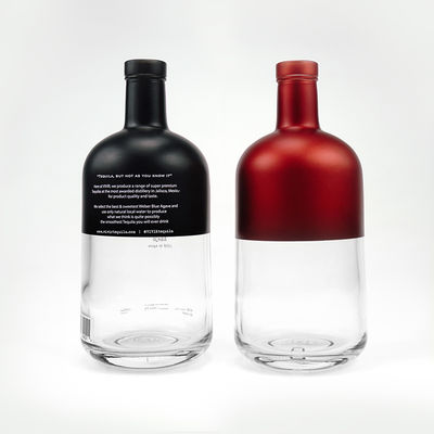 OEM/ODM Acceptabel Half helder en mat zwart 750 ml gin drank fles met kurk deksel