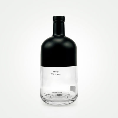 OEM/ODM Acceptabel Half helder en mat zwart 750 ml gin drank fles met kurk deksel