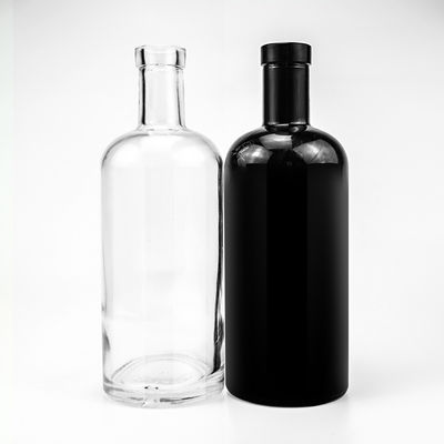 Ronde lege glazen fles voor wodka en whisky 700 ml capaciteit