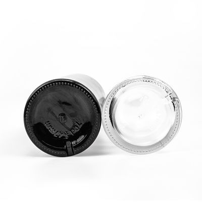 Ronde lege glazen fles voor wodka en whisky 700 ml capaciteit