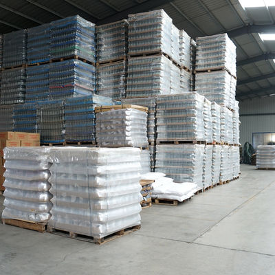 500 ml 700 ml 750 ml op maat gemaakte dikke vierkante glazen fles voor drankjes en dranken