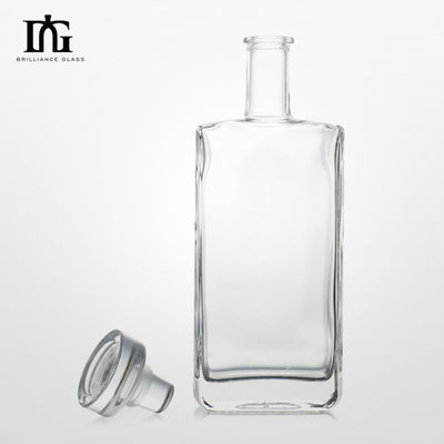 Warm stempelen en schilderen Glasfles voor Rum Whiskey Vodka Spirits in 700 ml Grootte
