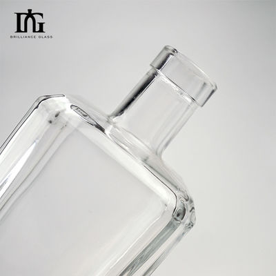 Hoofdmateriaal Glas 500 ml 750 ml Vierkant lege wijnfles voor Whisky Vodka Rum