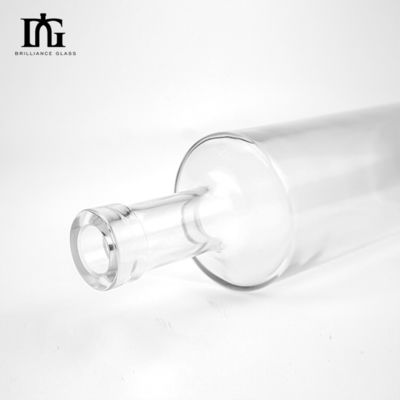 OEM/ODM Acceptabel 500 ml kristalwit glasfles Rechthoekig rond Plat schouderontwerp