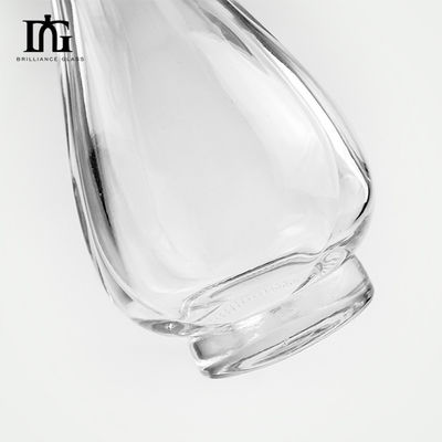 Glas drank wijn whisky fles 750 ml met luxe piramide kristal ontwerp en kurk zegel