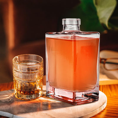 500 ml/700 ml/750 ml Capaciteit Klassiek Vierkante Cube Glas Whisky Brandy Vodka Fles