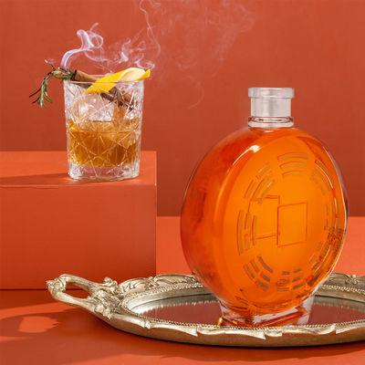 Body materiaal Glas 70cl 75cl Hart Ronde vorm Op maat gemaakt drankfles met kurk