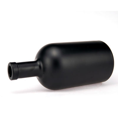 Op maat gemaakte 500 ml Bordeaux Vodka glazen fles met verfoppervlak