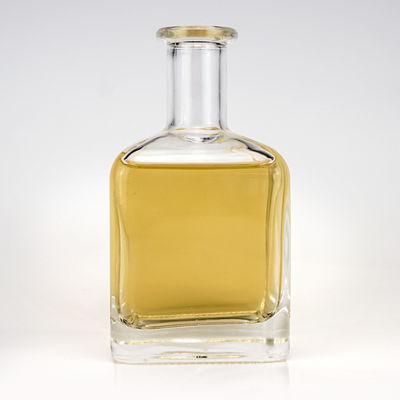 Op maat gemaakte vierkante glasflessen voor whisky 5CL 500ML 750ML Frosted Vial Basismateriaal glas