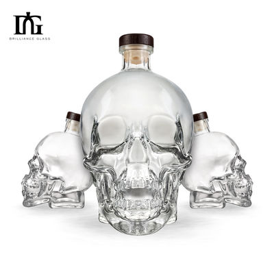Custom 500ml/750ml Skull fles Acceptabel Klant logo met kurk schroef dop Type