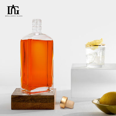 500 ml 700 ml Custom Juice Beverage Liquor Spirits Glasfles met kurk en schroefdeksel