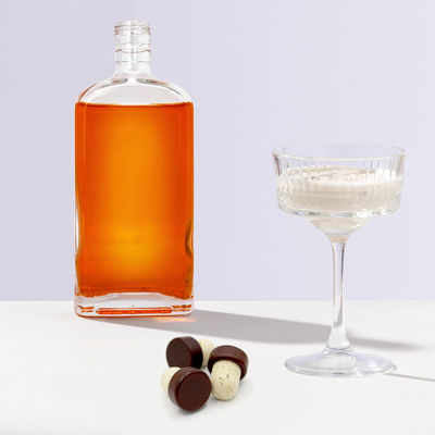 500 ml 700 ml Custom Juice Beverage Liquor Spirits Glasfles met kurk en schroefdeksel