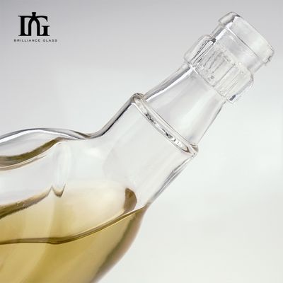 Op maat gemaakte glazen kraag materiaal glazen drankflessen voor gins 500 ml 700 ml loodvrij