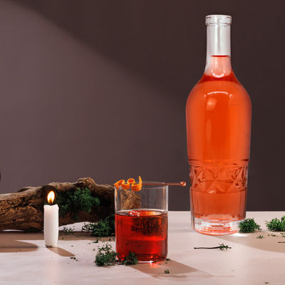 Aanvaardbaar OEM/ODM Europese stijl Luxe 700 ml 750 ml Unieke Whisky Rum Gin Glasfles