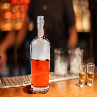 500 ml 700 ml 750 ml Super Flint Glasfles Whiskey Vodka Gin Fles met Cork Screw Cap Type