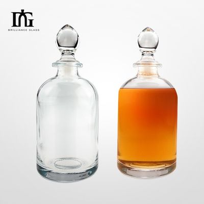 500 ml heldere glazen fles met een kurk gegraveerde oppervlakte
