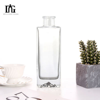250 ml/350 ml/500 ml/550 ml/650 ml/700 ml/750 ml glazen fles Cork afdichting voor Vodka Rum Brandy