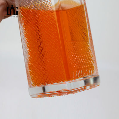 Persoonlijke glasfles met verhoogde bodem 700 ml capaciteit voor gedistilleerde dranken whisky vodka gin tequila