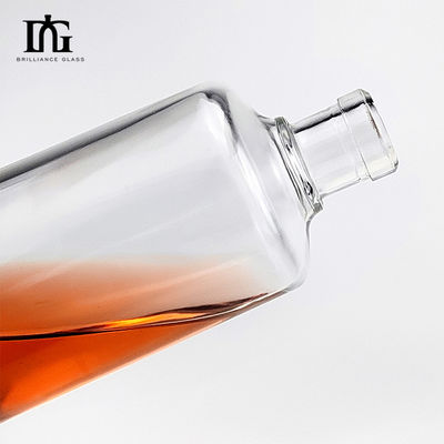 Custom Logo Glasfles 500 ml 750 ml voor Whiskey Gin Rum Brandy Tequila Mineraalwater