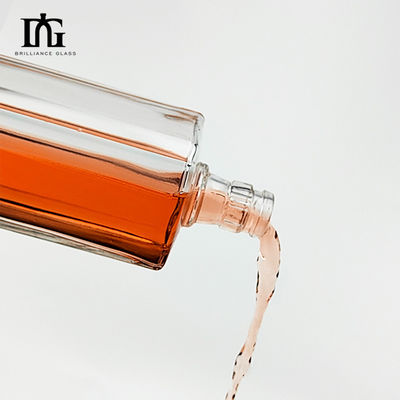 500 ml vierkant helder lege brandy whisky glasfles met aanvaardbare OEM / ODM