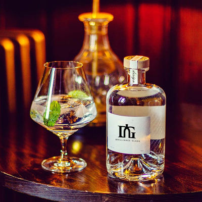 250 ml/500 ml/700 ml/750 ml Capaciteit Halsband Materiaal Glas Whisky Decanter lege flessen