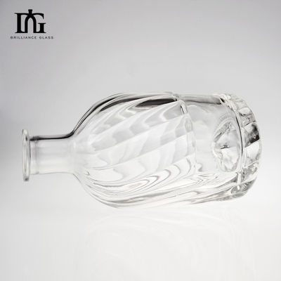 Glas 750 ml Rum Gin fles met dikke bodem en kurkdop