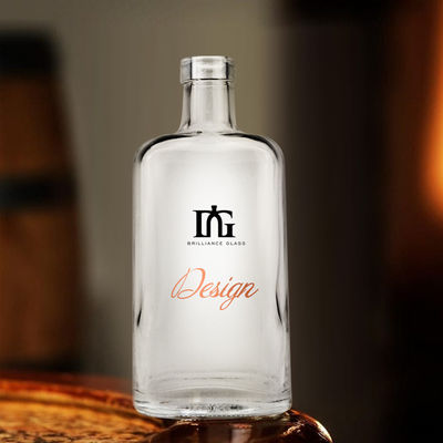Gepersonaliseerd logo 700 ml vierkant glasfles ideaal voor whisky brandy gin vodka en meer