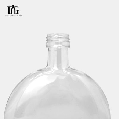 Op maat gemaakte glazen kraag platte ronde vierkant wijnfles met kurk en schroefkap 250 ml 500 ml