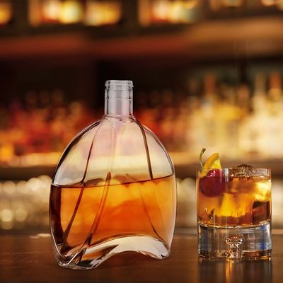 Leeg glasfles voor gedistilleerde dranken 700 ml