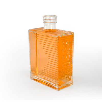 500 ml Modern Decal Crafts Gin fles Glas voor drankjes en dranken OEM/ODM Acceptabel
