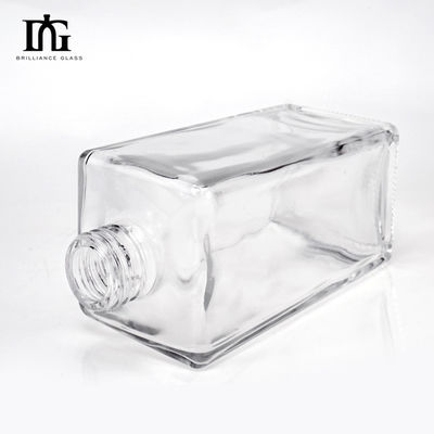 Persoonlijke ronde vorm 700 ml transparante lege glazen drankfles voor whisky vodka tequila