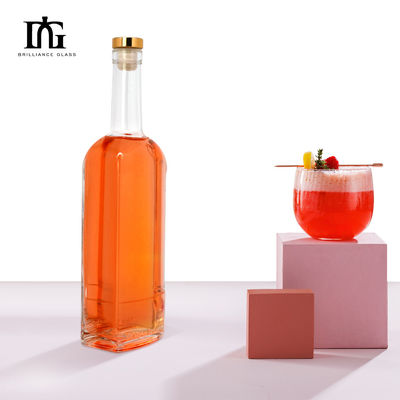 500 ml glazen kraag Vodka Brandy Whiskey Vlakke wijnfles voor het graveren van het oppervlak