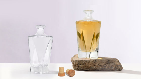 Glasflessen voor wodka, whisky, rum, gin, brandy, brandy, low MOQ 375 ml, 500 ml, 700 ml, 750 ml