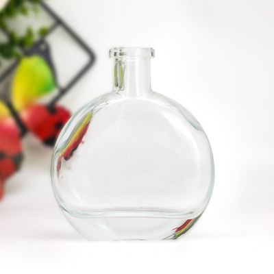500 ml gegraveerde glazen fles voor eindrum gin en brandy in unieke vorm