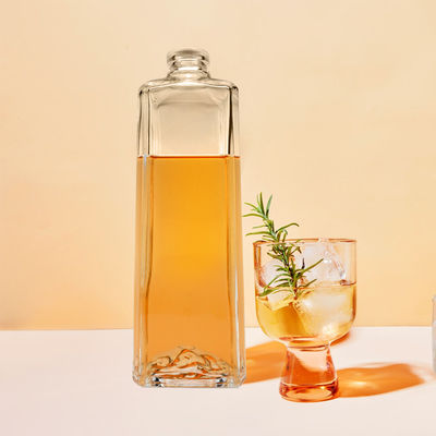 500 ml ronde glazen flessen voor gegraveerde tequila whisky gin rum brandy vodka oppervlak