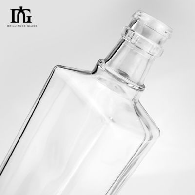 Capaciteit 500 ml/700 ml/1000 ml flintglasflessen voor ginrumwhisky
