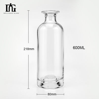 Op maat gemaakte gespleten compartimenten Glasfles voor Whiskey Rum Tequila Vodka Gin Brandy 200ml 300ml 500ml 700ml